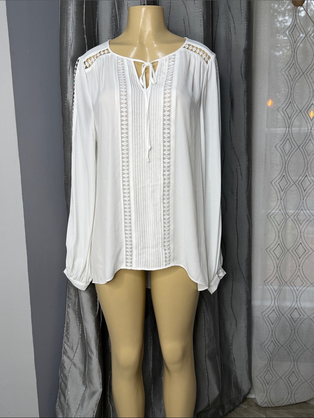 White House Black Market Women’s White Lace-Detail Tie-Neck Blouse Sz 14 NWT